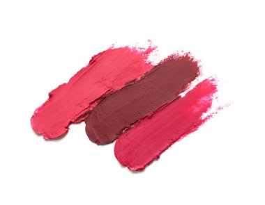 Beyaz arka planda güzel ruj izleri, üst manzara.