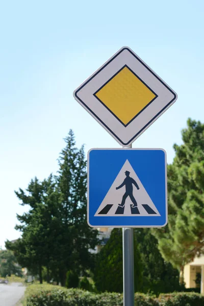 Pedestrian Crossing Priority Road Signs Outdoors — Stock Photo, Image