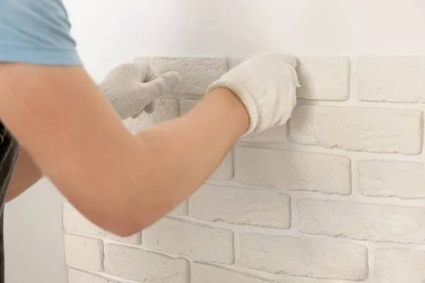 Worker Installing Decorative Wall Tiles Room Closeup — Stock Photo, Image