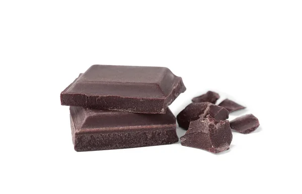 Beyaz Arka Planda Lezzetli Siyah Çikolata Parçaları — Stok fotoğraf