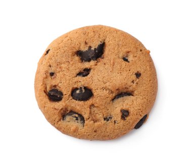 Lezzetli çikolata parçalı kurabiye, beyaza izole edilmiş.