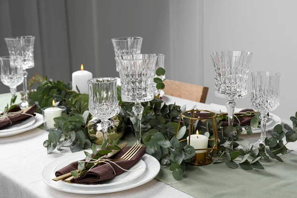 Snygg Elegant Dukning För Festlig Middag Inomhus — Stockfoto