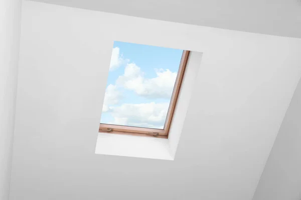 Skylight Roof Window Lamps Slanted Ceiling Attic Room Low Angle — Fotografia de Stock