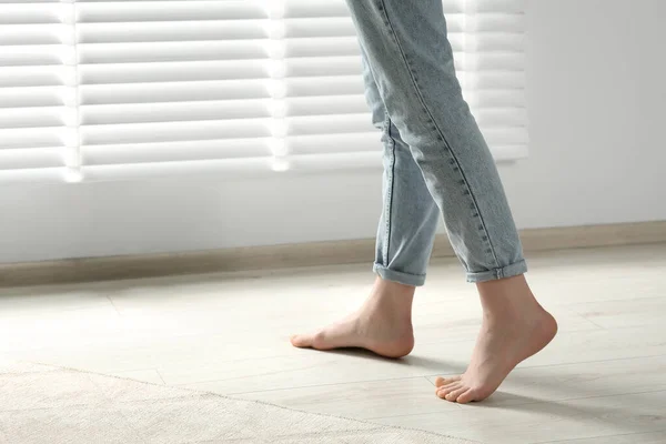 Woman Stepping Barefoot Room Home Closeup Space Text Floor Heating — Stock Photo, Image