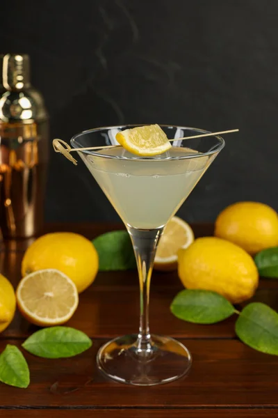 Lemon Martini Cocktail Shaker Fresh Fruits Wooden Table — Stockfoto