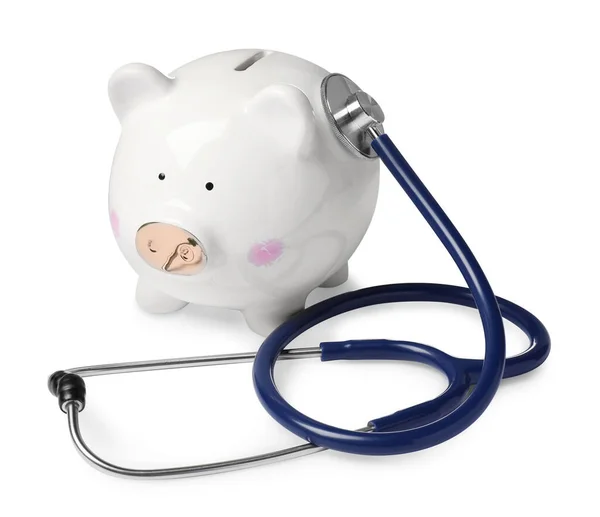 Prasátko Banka Stetoskopem Bílém Pozadí Zdravotní Pojištění — Stock fotografie