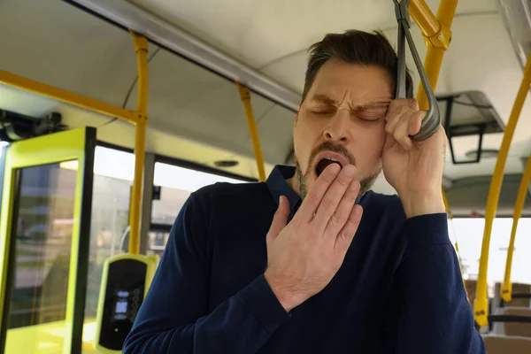 Sleepy Tired Man Yawning Public Transport — Fotografia de Stock
