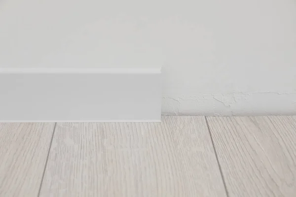 White Plinth Laminated Floor Room — Stock Photo, Image