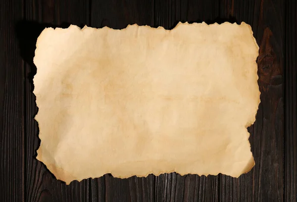 Лист Старой Пергаментной Бумаги Деревянном Столе Вид Сверху — стоковое фото