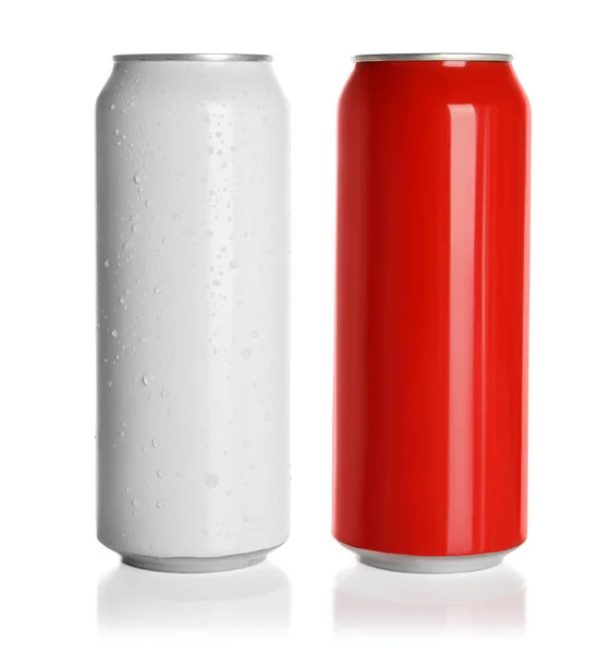 Aluminium Blikjes Met Drankjes Witte Achtergrond — Stockfoto