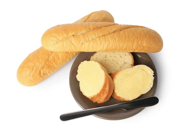 Baguetes Inteiras Cortadas Com Manteiga Fresca Fundo Branco Vista Superior — Fotografia de Stock