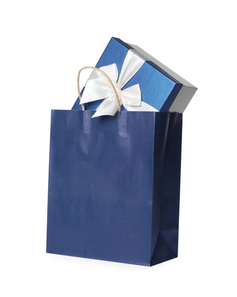 Saco Compras Papel Azul Com Caixa Presente Fundo Branco — Fotografia de Stock