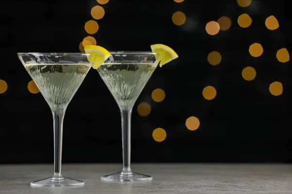 Martini Glasses Refreshing Cocktails Lemon Slices Light Grey Table Space — Stock Photo, Image