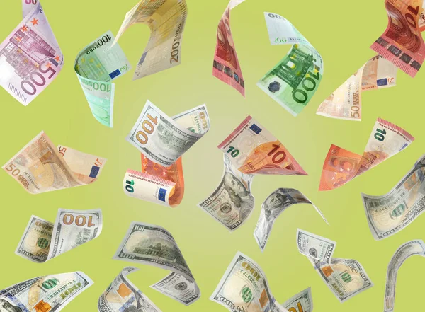 Cambio Dinero Billetes Dólares Euros Sobre Fondo Verde Amarillento —  Fotos de Stock