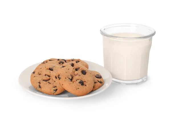 Вкусные Шоколадные Печенья Молоко Изолированные Белом — стоковое фото