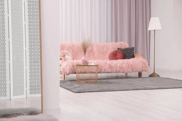 Comfortable Sofa Floor Lamp Coffee Table Stylish Room Interior Design — Stok Foto