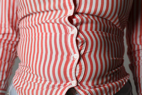 Overweight Woman Tight Shirt Grey Background Closeup — Stock Photo, Image