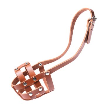 Kahverengi deri köpek ağızlığı beyazda izole edilmiş.