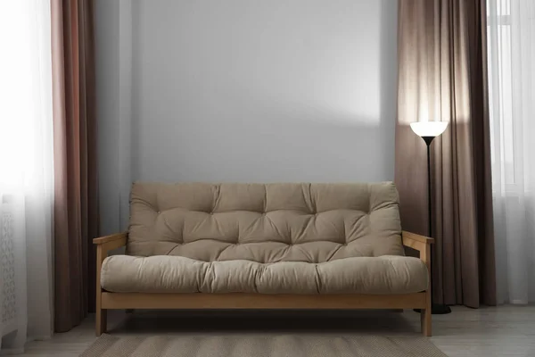 Sofa Nyaman Dan Lampu Ruang Cahaya Nyaman Desain Interior — Stok Foto