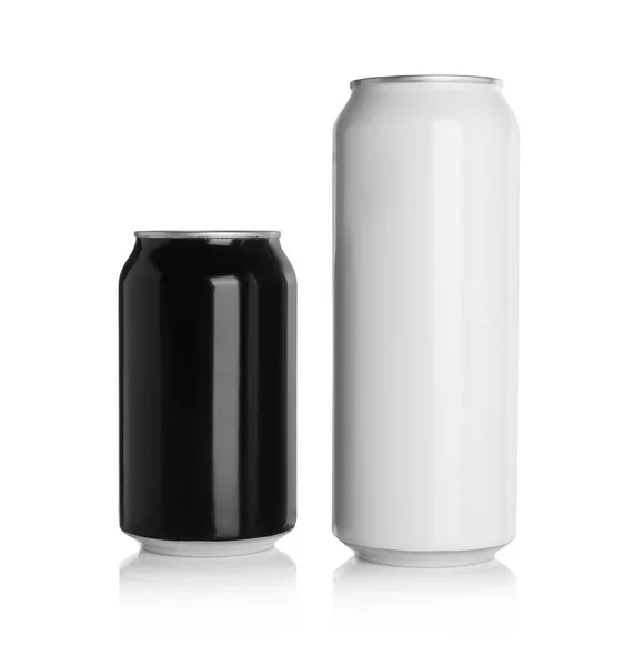 白を基調としたアルミ缶 — ストック写真