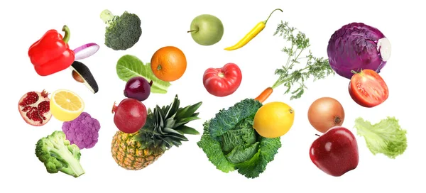Mnoho Čerstvé Zeleniny Ovoce Padající Bílém Pozadí — Stock fotografie