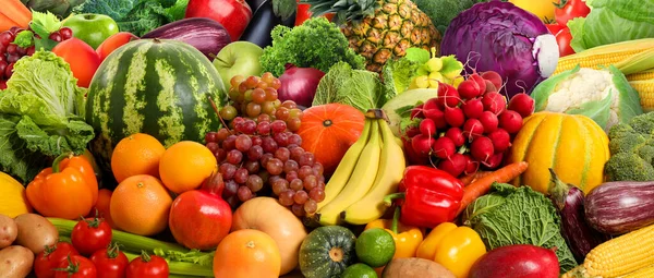 新鮮な野菜や果物を背景に バナーデザインの盛り合わせ — ストック写真