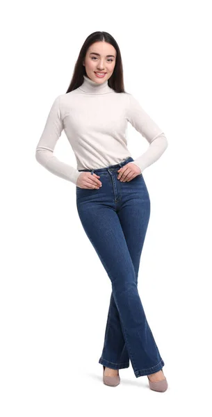 Jonge Vrouw Stijlvolle Jeans Witte Achtergrond — Stockfoto