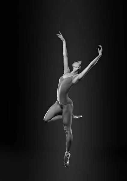 Giovane Ballerina Scarpe Punta Che Balla Effetto Bianco Nero — Foto Stock