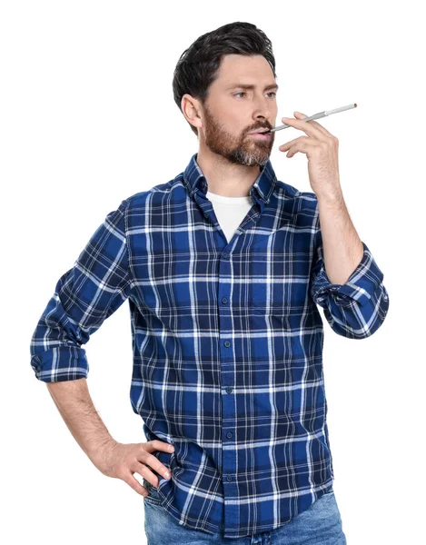 Άνδρας Που Χρησιμοποιεί Μακριά Καπνοθήκη Για Κάπνισμα Απομονωμένος Λευκό — Φωτογραφία Αρχείου