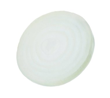 Olgun soğan dilimi beyaza izole edilmiş.