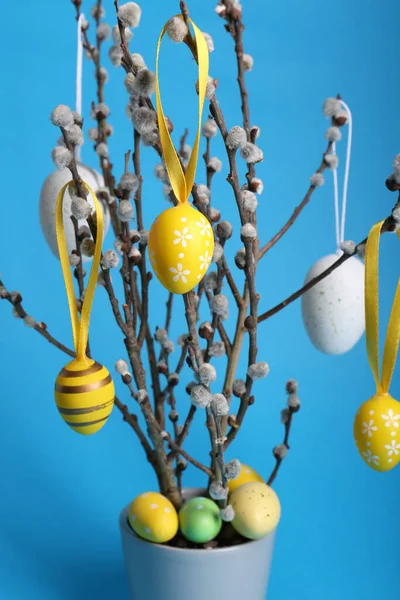 Beautiful Willow Branches Painted Eggs Pot Light Blue Background Easter — Stock Photo, Image