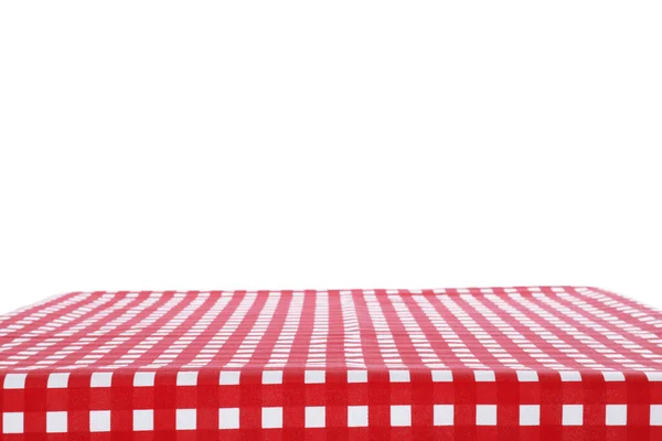 白いテーブルクロスに隔離された赤いチェッカー付きのテーブル — ストック写真