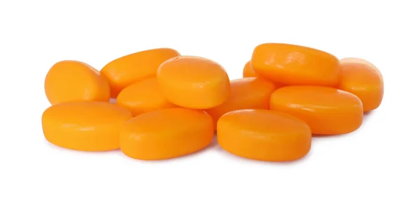Sabrosos Caramelos Dragee Naranja Sobre Fondo Blanco —  Fotos de Stock