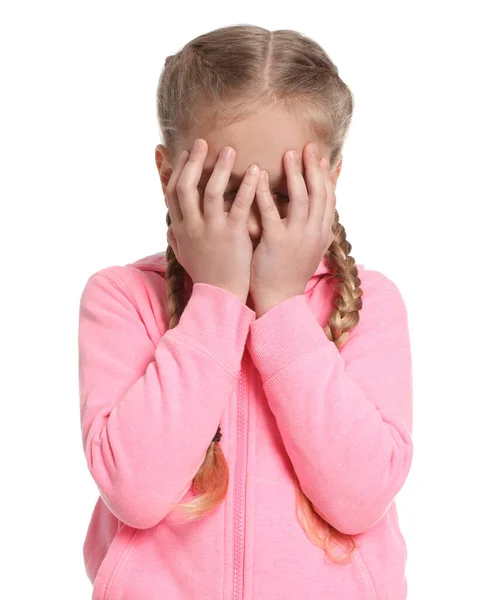 Dívka Zakrývající Tvář Rukama Bílém Pozadí Šikana Dětí — Stock fotografie