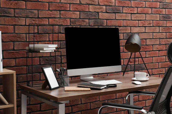 Cosy Workspace Computer Lamp Stationery Desk Brick Wall Home — Stock Photo, Image