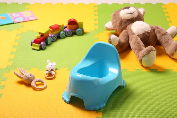 Light Blue Baby Potty Toys Colorful Puzzle Mat Toilet Training — Stock Photo, Image
