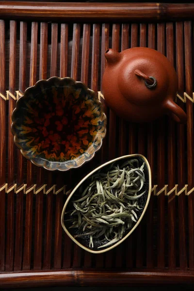 Aromatic Baihao Yinzhen Tea Teapot Wooden Tray Flat Lay Traditional — Stock Photo, Image