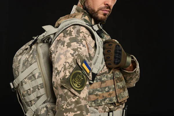 Soldier Ukrainian Military Uniform Backpack Black Background Closeup — Stock Photo, Image