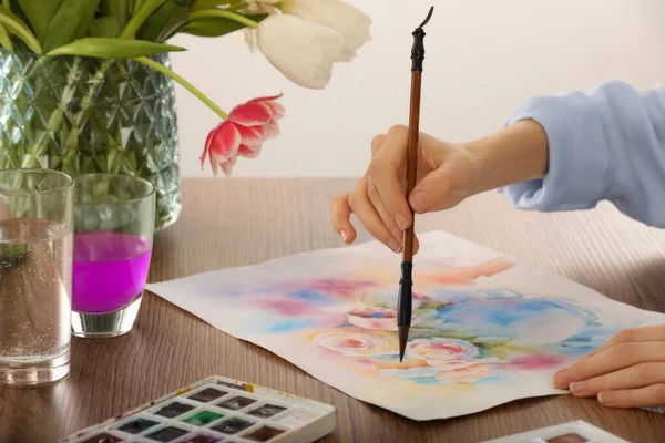 Woman Painting Flowers Watercolor Wooden Table Indoors Closeup Creative Artwork — Stock Photo, Image