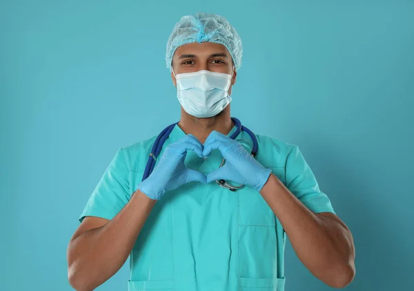 Doctor Medical Assistant Male Nurse Protective Mask Stethoscope Making Heart — Stock Fotó