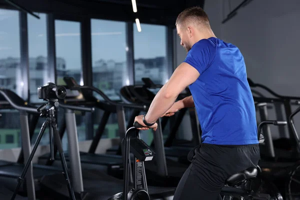 Man Recording Workout Camera Gym Online Fitness Trainer — Stok fotoğraf