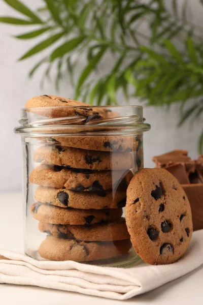 Glass Jar Delicious Chocolate Chip Cookies White Marble Table — Stock Photo, Image