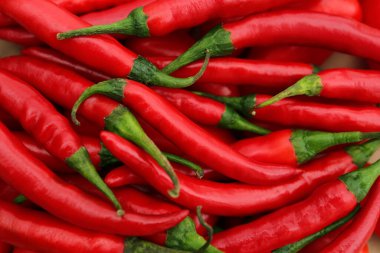 Arka plan olarak kırmızı kırmızı kırmızı biber, üst görünüm