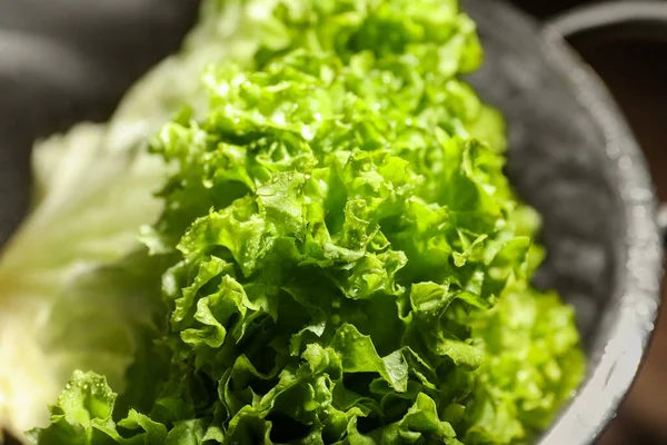 Lechuga Fresca Colador Primer Plano Ensalada Verduras —  Fotos de Stock