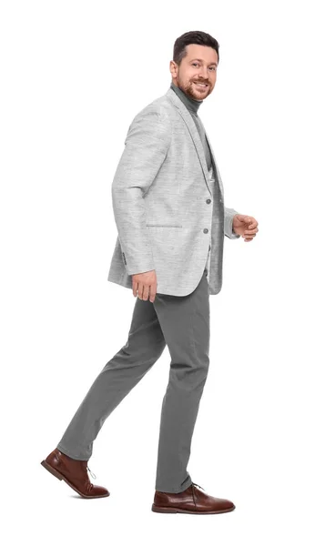 Όμορφος Γενειοφόρος Επιχειρηματίας Που Περπατάει Λευκό Φόντο — Φωτογραφία Αρχείου