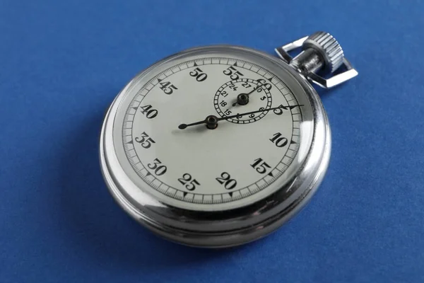Vintage Zegar Niebieskim Tle Narzędzie Pomiarowe — Zdjęcie stockowe
