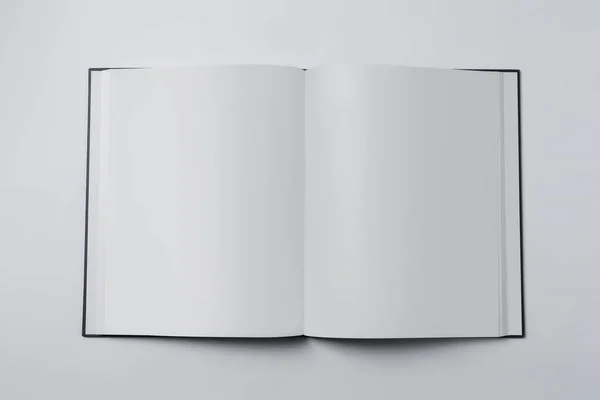 Відкрити Книгу Білому Тлі Вид Зверху — стокове фото