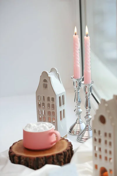 Beautiful House Shaped Candle Holders Hot Dink Marshmallow Windowsill Indoors — Zdjęcie stockowe