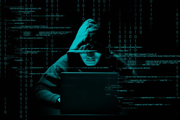Cyberatak Anonimowy Haker Pracujący Laptopem Czarnym Tle Różne Kody Cyfrowe — Zdjęcie stockowe