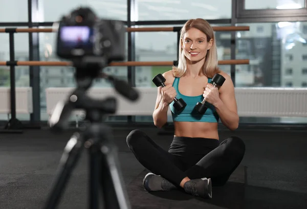 Fitness Trainer Recording Online Classes Gym — Stock fotografie